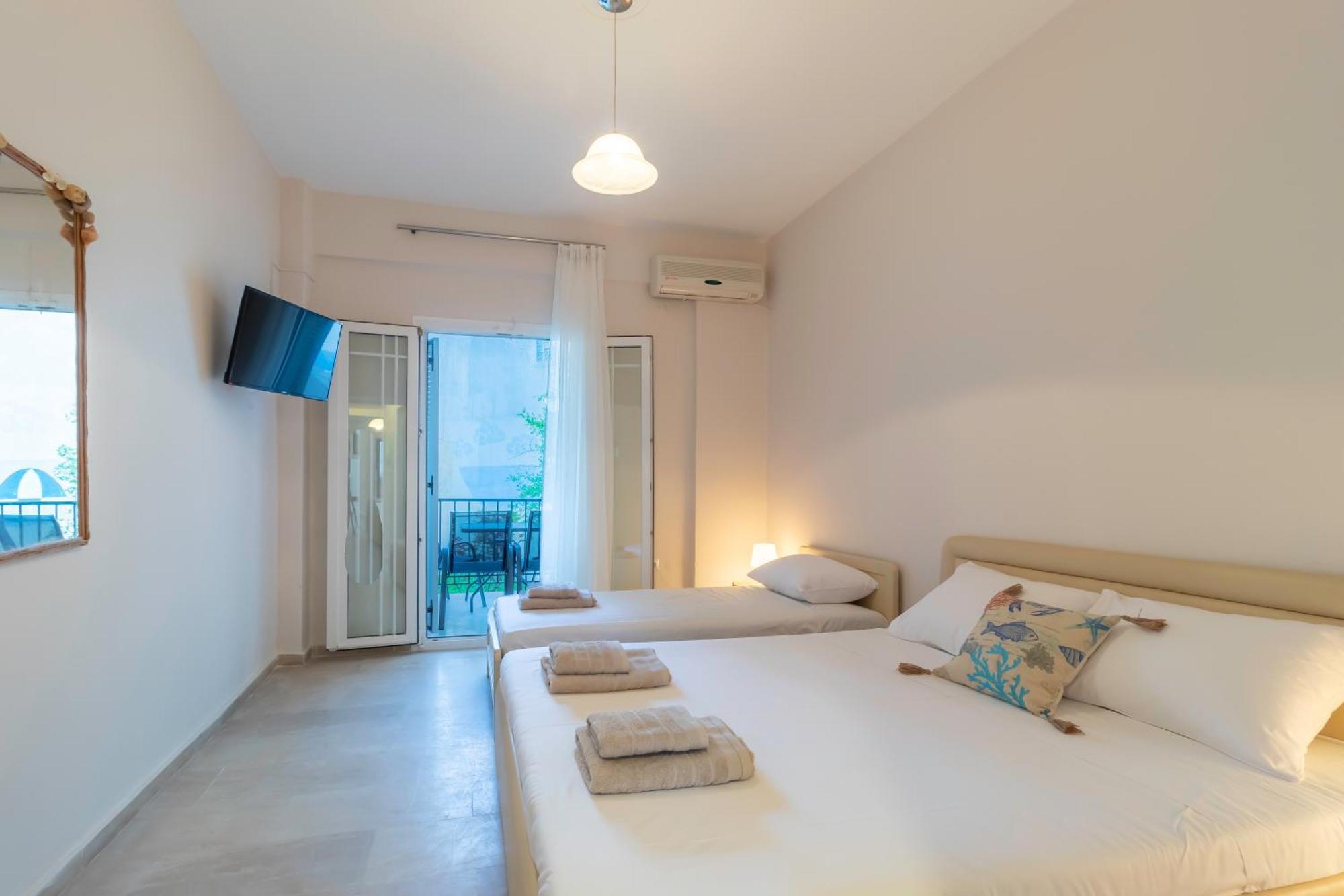 Properstay 101 - Casa Leonardo Chalkidiki Polychrono Exterior photo