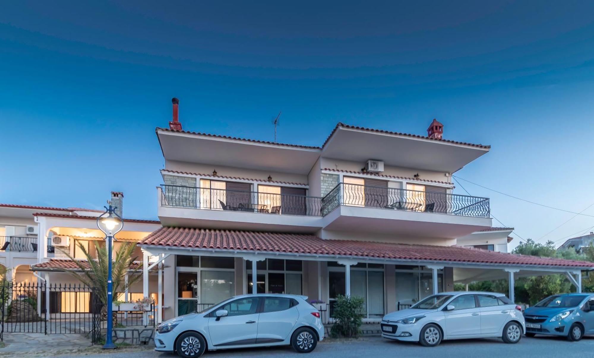 Properstay 101 - Casa Leonardo Chalkidiki Polychrono Exterior photo