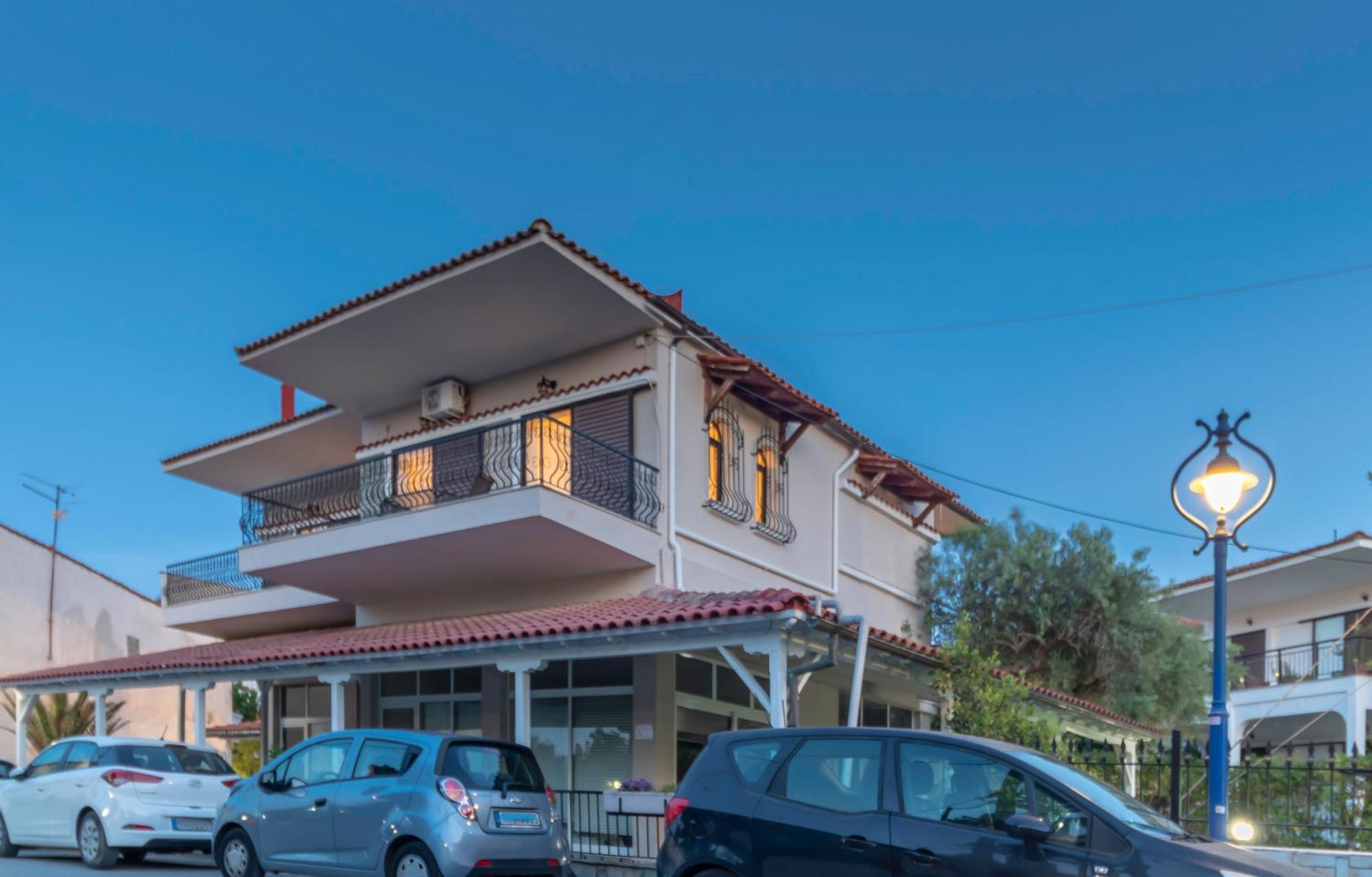 Properstay 101 - Casa Leonardo Chalkidiki Polychrono Exterior photo